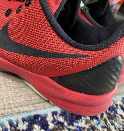 Nike Zoom Kobe Venomenon 4 University Red