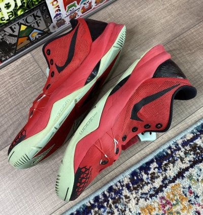 Nike Zoom Kobe Venomenon 4 University Red