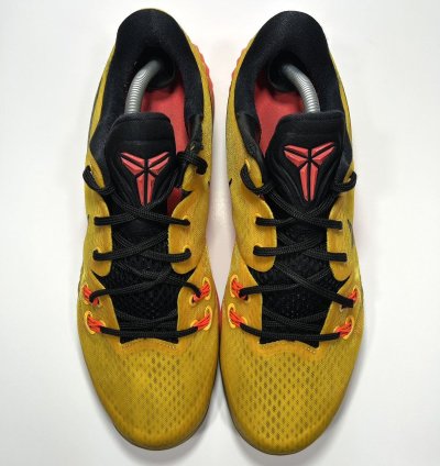 Nike Zoom Kobe Venomenon 5 University Gold Shoes Size 10 5