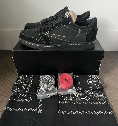 Travis Scott Jordan Phantom Black Low worn Once