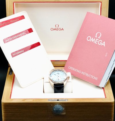 Omega Globemaster 130 53 41 22 03 001 Constellation Globemaster Annual Calendar