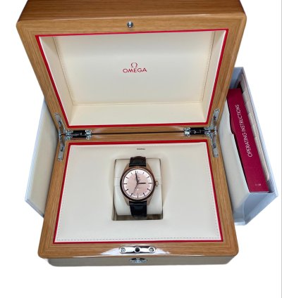 Omega Globemaster Co-axial Master Chronometer Annual Full Set 02 2023