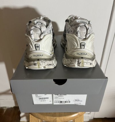Balenciaga Off-white Runner Graffiti Sneaker