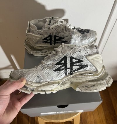 Balenciaga Off-white Runner Graffiti Sneaker