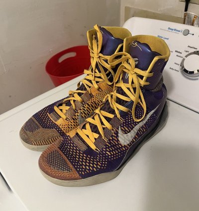 Rare Kobe Elite 9 Showtime