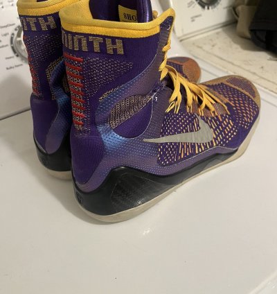 Rare Kobe Elite 9 Showtime