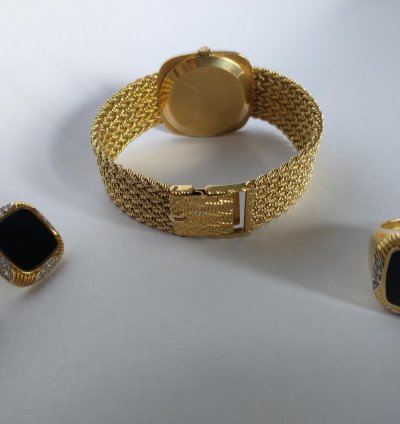 Omega Gold Set With Cufflinks And Ring Automatic Diamonds Onyx