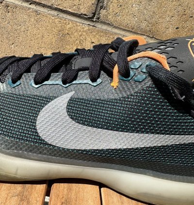 Rare Nike Kobe 10 Flight 2015 Basketball Sneakers