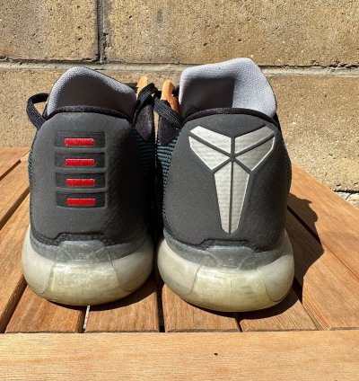 Rare Nike Kobe 10 Flight 2015 Basketball Sneakers