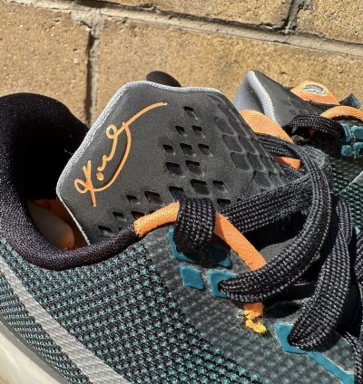 Rare Nike Kobe 10 Flight 2015 Basketball Sneakers