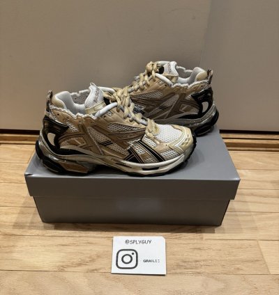 Balenciaga Runner Beige Black White Sz 41