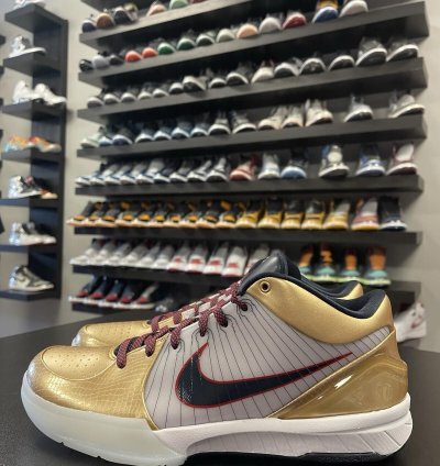 Size 10 - Nike Kobe 4 Protro Gold Medal fq3544-100 Men