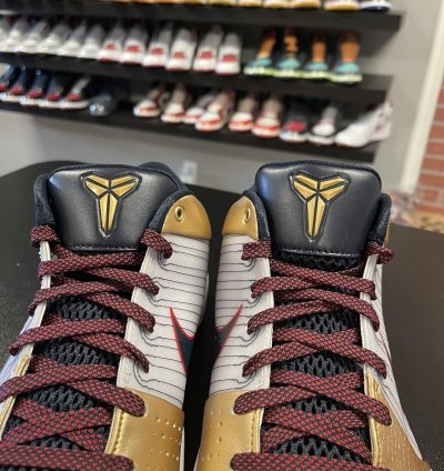 Size 10 - Nike Kobe 4 Protro Gold Medal fq3544-100 Men