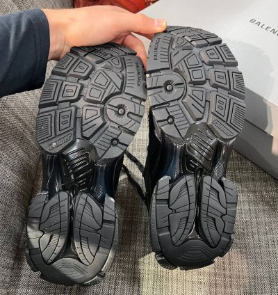 Balenciaga Runner Black