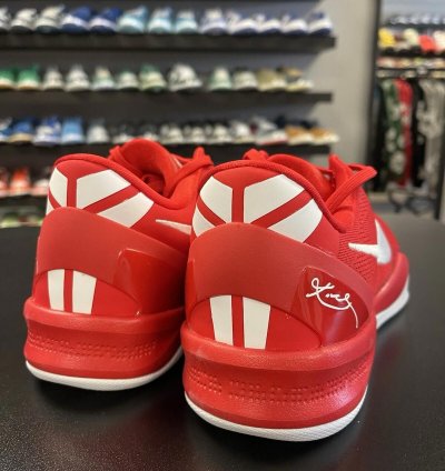 Size 10 - Nike Kobe 8 Protro University Red Hf9550-600