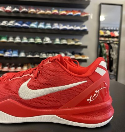 Size 10 - Nike Kobe 8 Protro University Red Hf9550-600