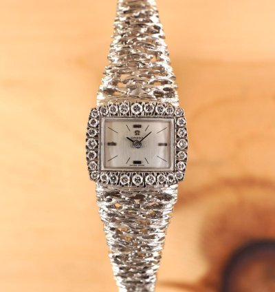 Omega Ladies Gilbert Albert 28 Diamonds Naturalistic Design Rare Frisson Or