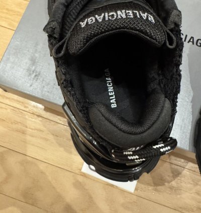 Balenciaga Runner Black Sz 40