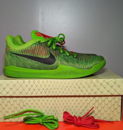 Size 10 - Nike Kobe Mamba Rage Grinch