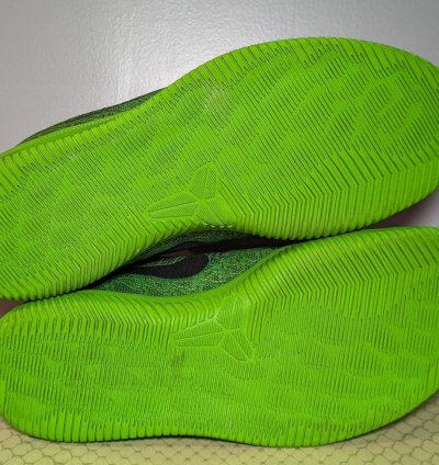 Size 10 - Nike Kobe Mamba Rage Grinch