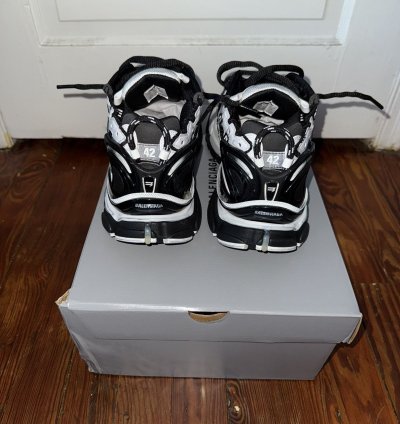 Balenciaga Runner Black White