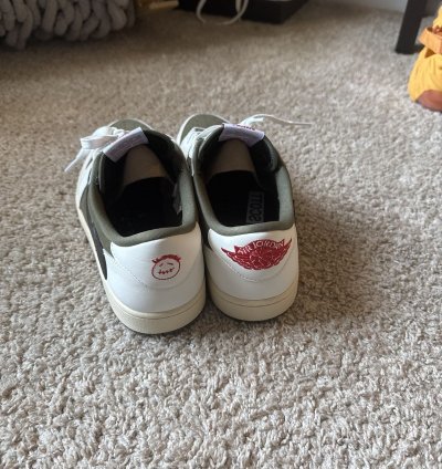 Travis Scott Nike Jordan 1 Low Olive Size 11