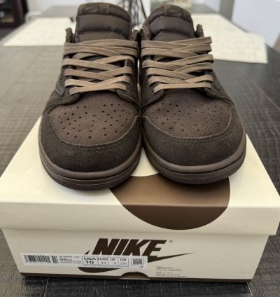 Travis Scott Nike Velvet Brown Size 10
