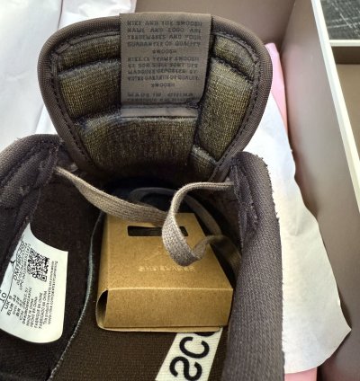Travis Scott Nike Velvet Brown Size 10