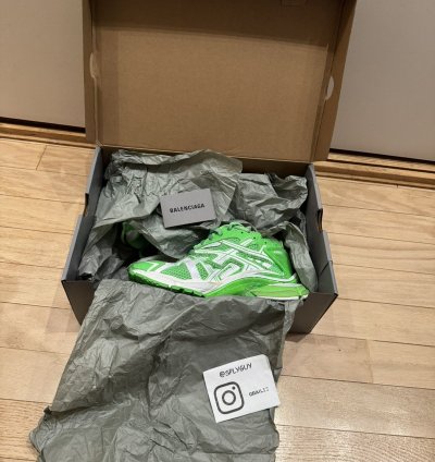 Balenciaga Runner Fluo Green Sz 40
