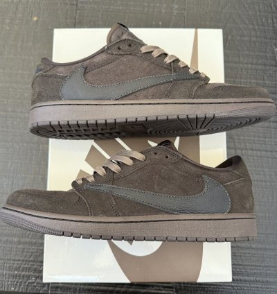 Travis Scott Nike Velvet Brown Size 10
