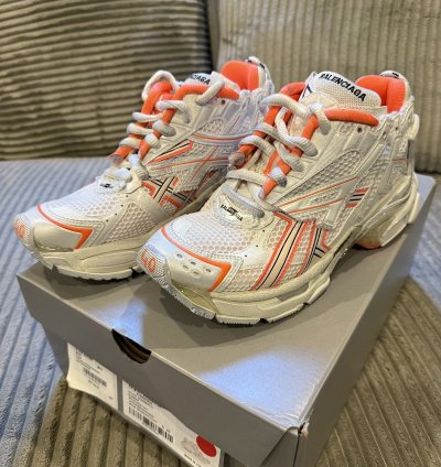 Balenciaga Runner Fluo Orange And White Size 40