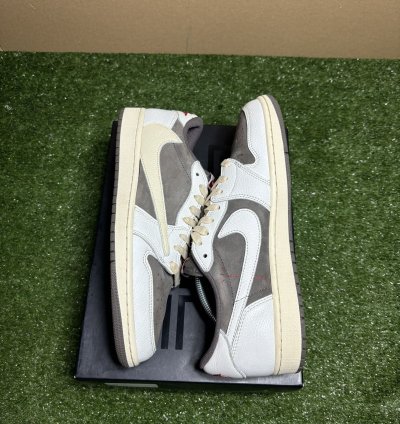 Travis Scott Reverse Mocha Low