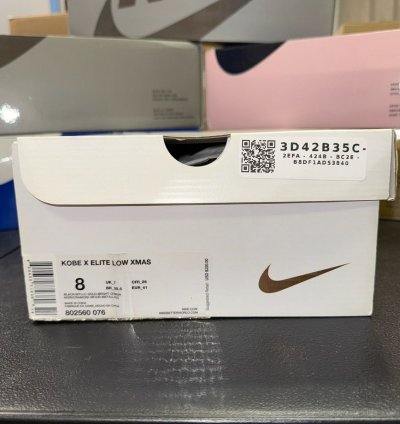 Size 8 - Nike Kobe 10 Elite Christmas 802560-076