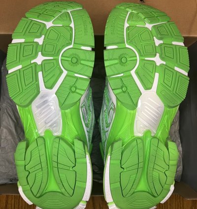 Balenciaga Runner Sneaker fluo Green