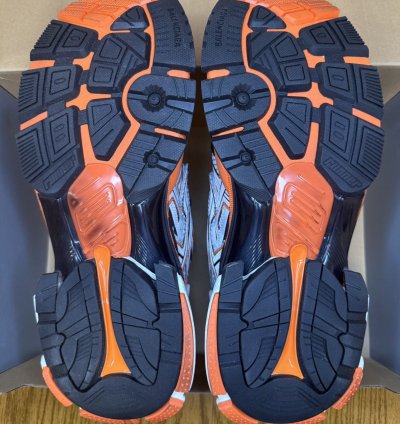 Balenciaga Runner Sneaker orange Black