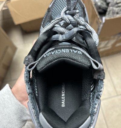 Balenciaga Runner Sneaker 43