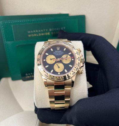 Rolex Daytona Paul Newman Yellow Gold Daytona Black Dial Yellow Subdials 116508