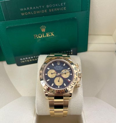 Rolex Daytona Paul Newman Yellow Gold Daytona Black Dial Yellow Subdials 116508