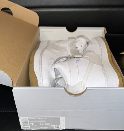 Air Force 1 High size 7y