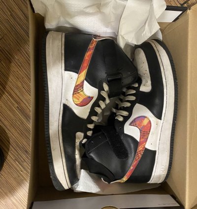 Air Force 1 High 07 Lv8 - Size 13
