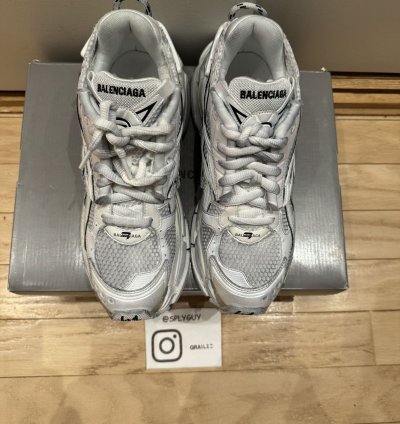 Balenciaga Runner Triple White Sz 41