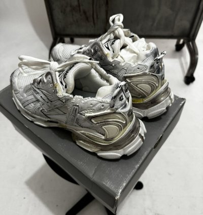 Balenciaga Runners White