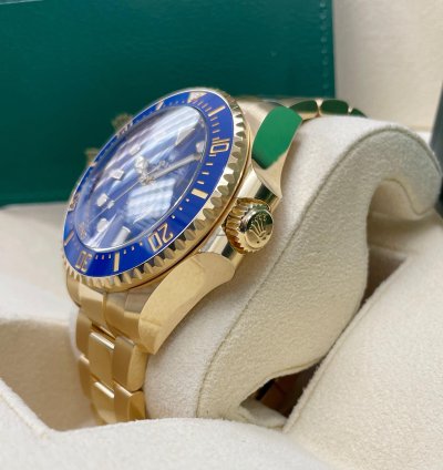 Rolex Sea-dweller Deepsea New Sea-dweller Deepsea 136668 Blue Dial 44mm Yellow Gold
