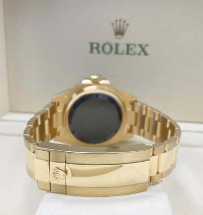 Rolex Sea-dweller Deepsea New Sea-dweller Deepsea 136668 Blue Dial 44mm Yellow Gold