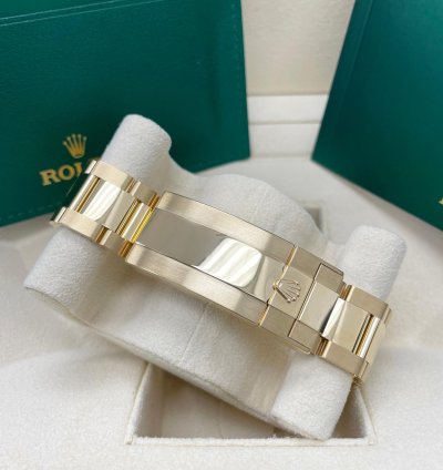 Rolex Sea-dweller Deepsea New Sea-dweller Deepsea 136668 Blue Dial 44mm Yellow Gold