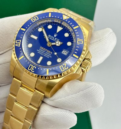 Rolex Sea-dweller Deepsea Unworn 2024 Deepsea Blue Yellow Gold 136668lb-0001 Complete