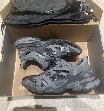 Balenciaga Track 2 0