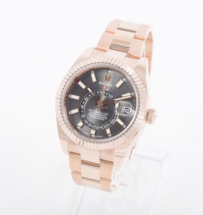 Rolex Sky-dweller 01 2023 Rhodium Dial Perfect Condition Box Papers