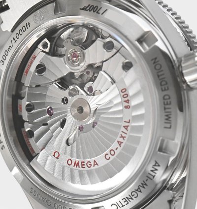 Omega Seamaster 300 007 Spectre Limited Steel Black Box Papers 233 32 41 21 01 001
