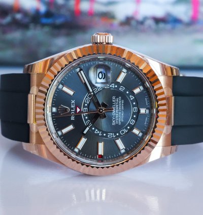 Rolex Sky-dweller 18k Rg Rhodium 326235 2022 Unworn 42mm Fluted 18k Rose Gold Oysterflex Full Set